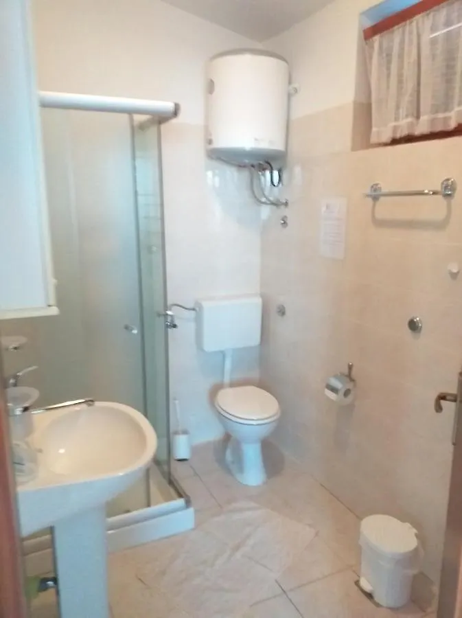 Apartments Jakov Starigrad  0*, Starigrad (Kvarner) Croatia