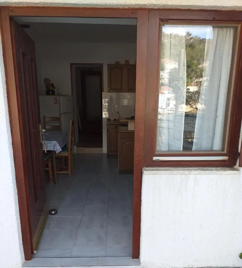 Apartments Jakov Starigrad
