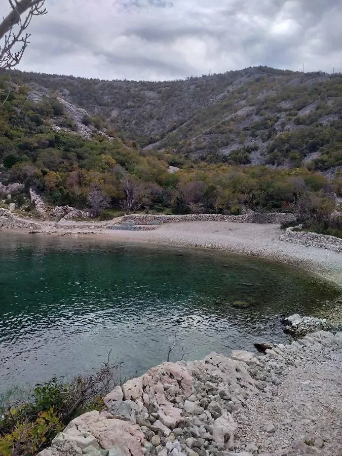 Apartments Jakov Starigrad  Kroatien
