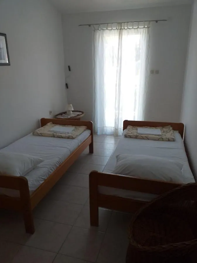 Apartments Jakov Starigrad